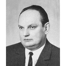 Marian  Szyrocki 