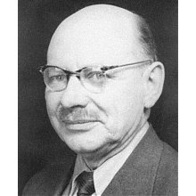 Włodzimierz  Trzebiatowski